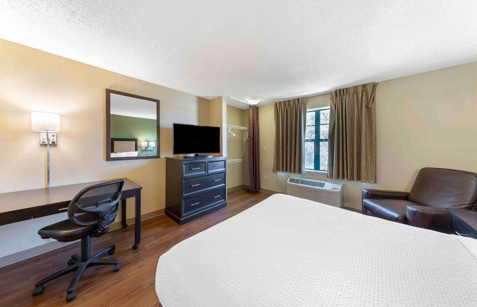 Extended Stay America Suites - Los Angeles - Valencia Stevenson Ranch Exterior photo
